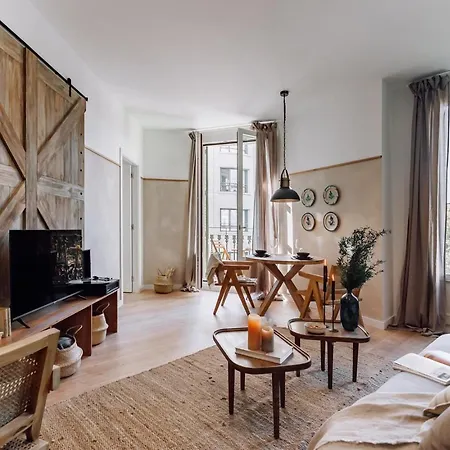 Algar - 1 Bedroom And Balcony In Eixample Esquerra