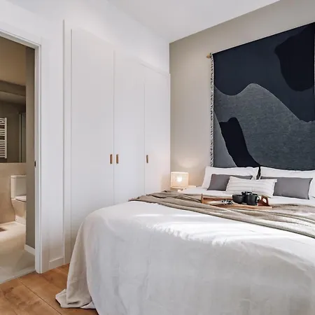 Algar - 1 Bedroom And Balcony In Eixample Esquerra *