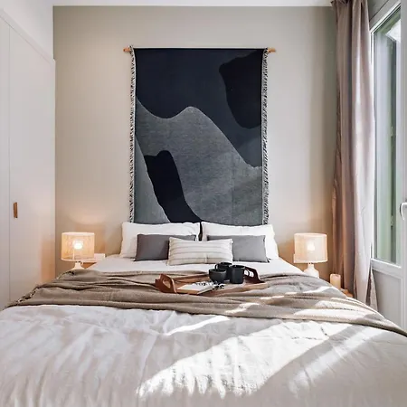 Algar - 1 Bedroom And Balcony In Eixample Esquerra *