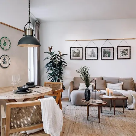 Algar - 1 Bedroom And Balcony In Eixample Esquerra